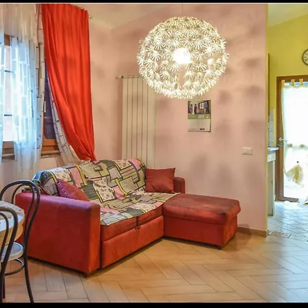 Moon&violet Apartment Cascina